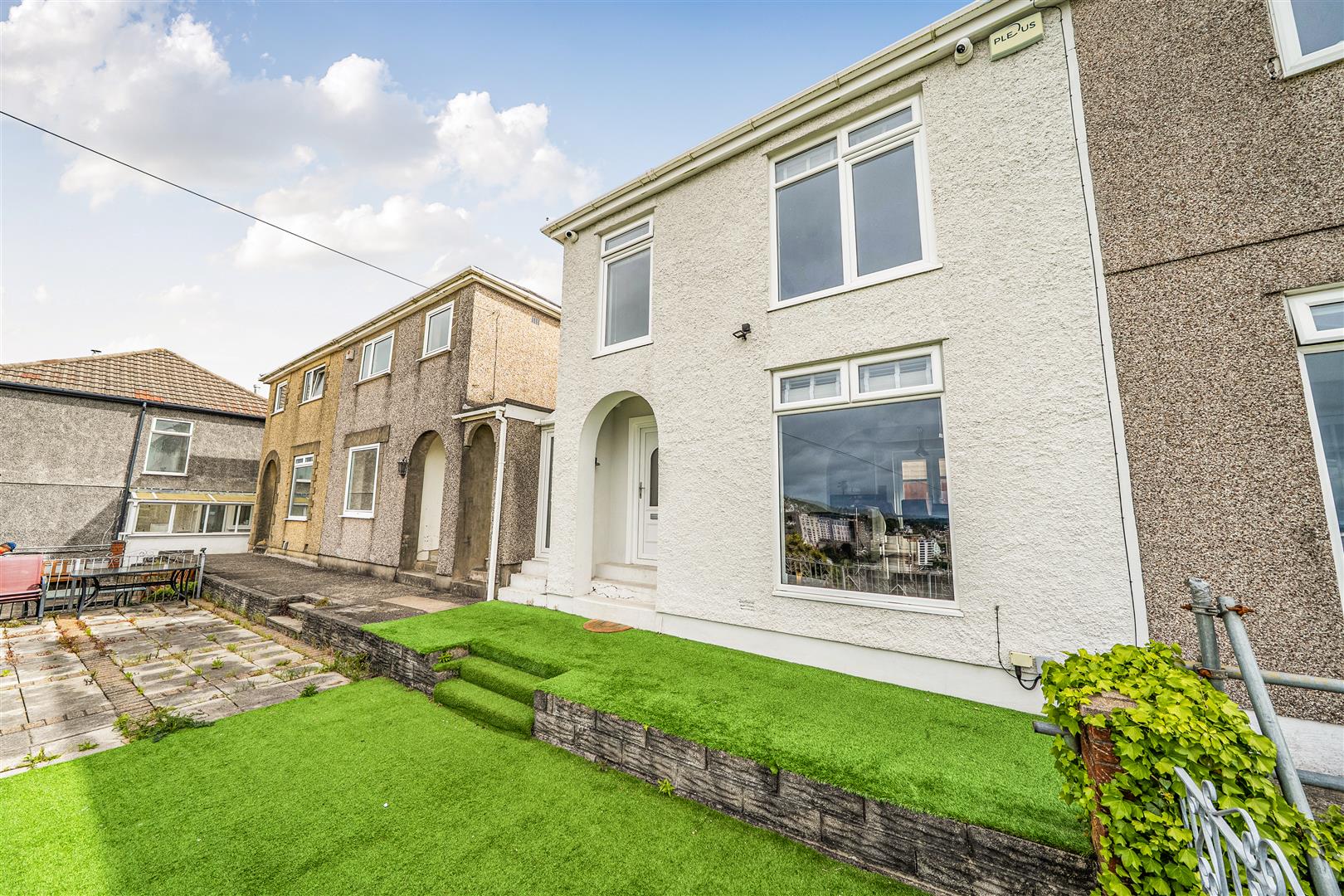 Beaumont Crescent, St. Thomas, Swansea, SA1 8DW